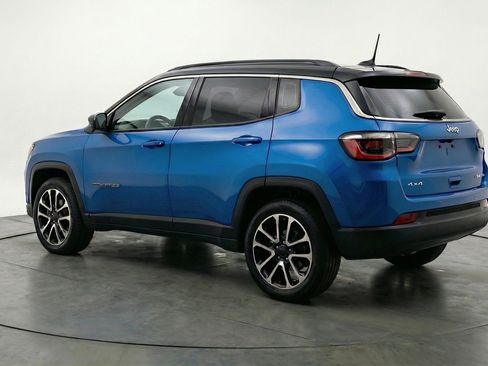 Used 2025 Jeep Compass Limited AWD/4WD image 6