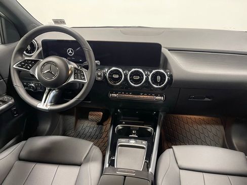 Used 2026 Mercedes-Benz GLA 250 4MATIC image 29