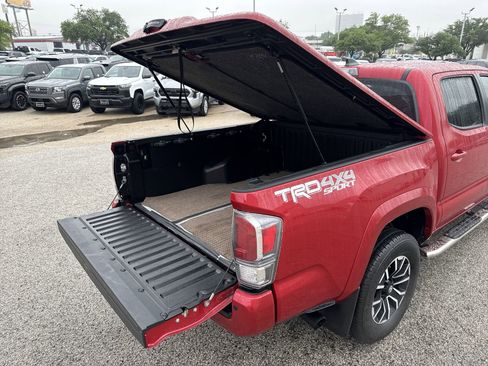 Certified 2023 Toyota Tacoma TRD Sport w/ Technology Package AWD/4WD image 21