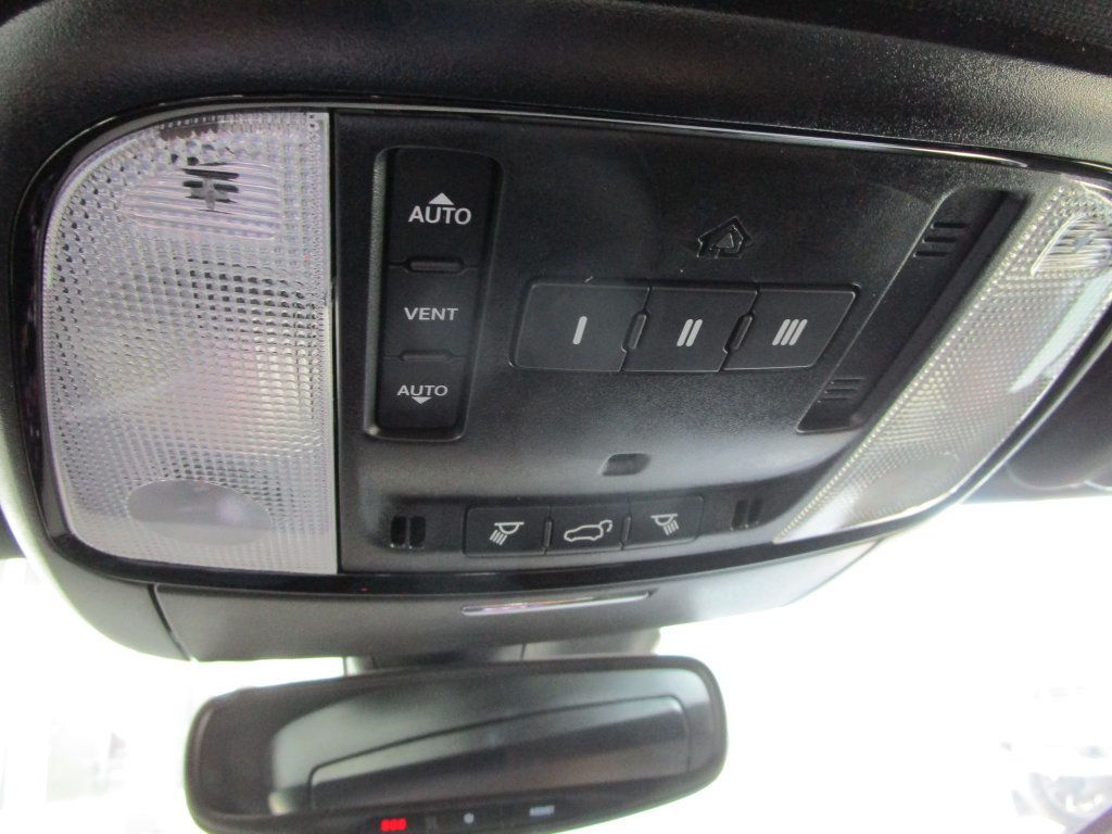 Used 2025 Dodge Durango R/T AWD/4WD image 50