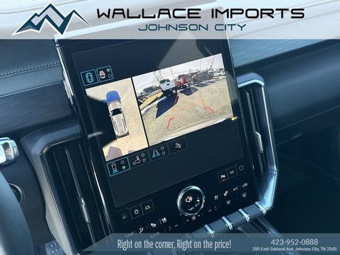 Used 2024 GMC Acadia AT4 w/ Super Cruise Package image 27