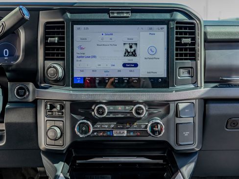 Used 2026 Ford F450 Platinum w/ FX4 Off-Road Package image 25