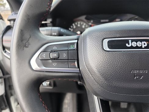 Used 2023 Jeep Compass Trailhawk image 22