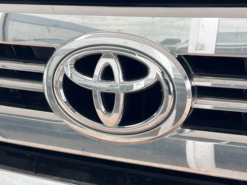 Used 2016 Toyota Tundra SR5 AWD/4WD image 13