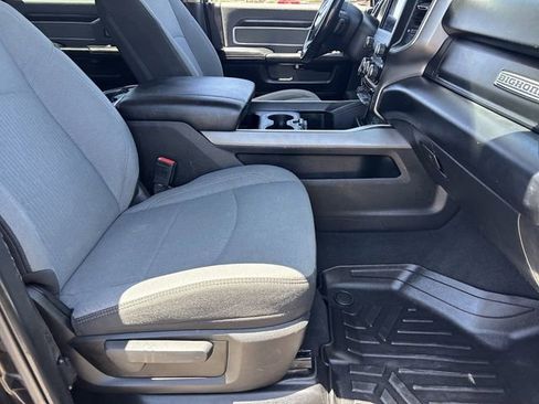Used 2019 RAM 2500 Big Horn AWD/4WD image 11