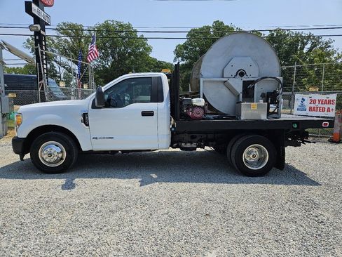 Used 2017 Ford F350 XL RWD image 2