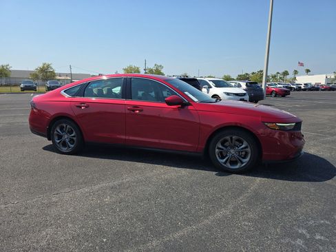 Used 2023 Honda Accord EX image 2