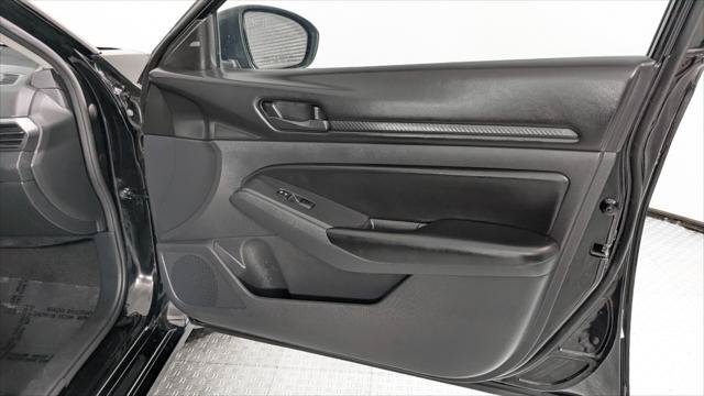 Used 2024 Nissan Altima 2.5 S FWD image 22