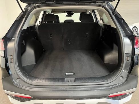 Used 2024 Kia Sportage LX FWD image 17