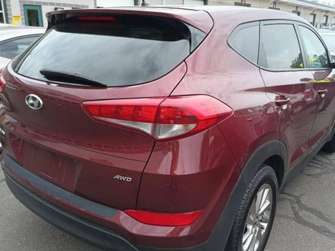 Used 2018 Hyundai Tucson SE AWD/4WD image 3