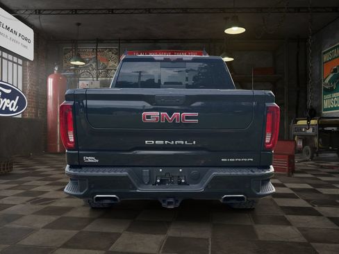 Used 2020 GMC Sierra 1500 Denali w/ Technology Package AWD/4WD image 5
