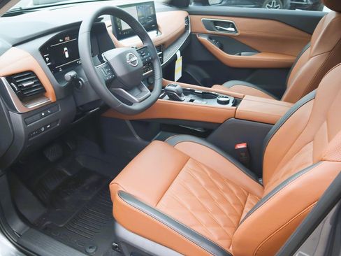 New 2026 Nissan Rogue Platinum w/ Platinum Premium Package image 15