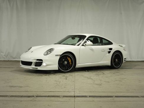 Used 2013 Porsche 911 Turbo S image 1