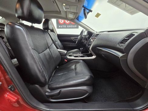Used 2013 Nissan Altima 3.5 SL w/ Technology Pkg FWD image 23