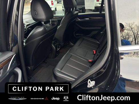 Used 2023 BMW X3 xDrive30i AWD/4WD image 14