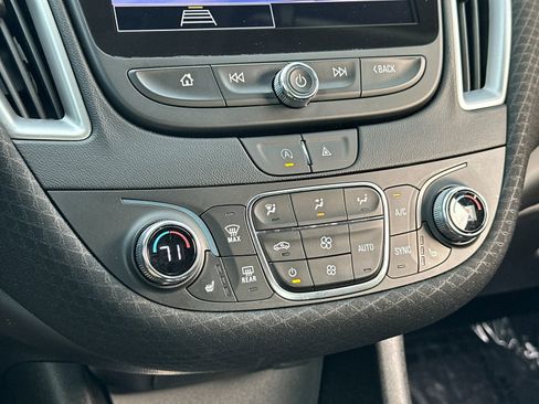Used 2023 Chevrolet Malibu LT image 18