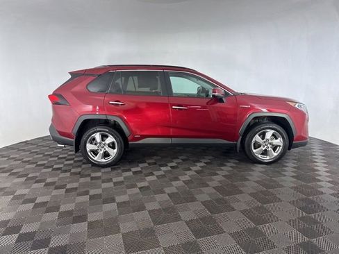Used 2021 Toyota RAV4 Limited image 6