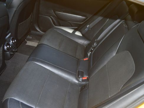 Used 2018 Kia Stinger GT AWD/4WD image 22