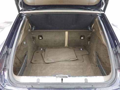 Used 2018 Porsche Panamera 4 image 19