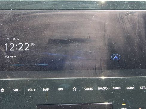 Used 2024 Hyundai Tucson Limited AWD/4WD image 35