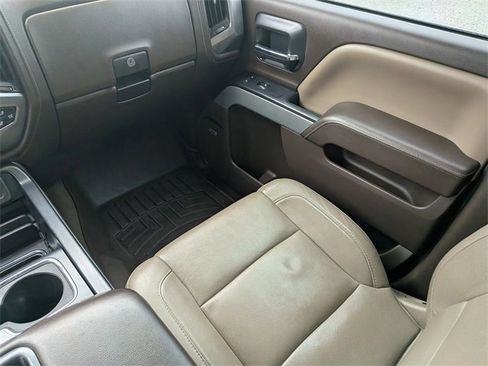 Used 2015 Chevrolet Silverado 1500 LTZ Z71 w/ LTZ Plus Package image 19