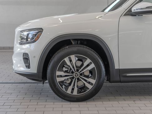 Certified 2026 Mercedes-Benz GLB 250 4MATIC image 4