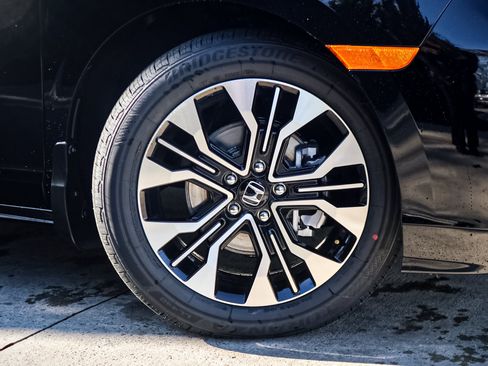 New 2026 Honda Odyssey Elite image 13