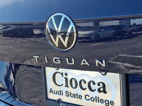 Used 2022 Volkswagen Tiguan SE image 34