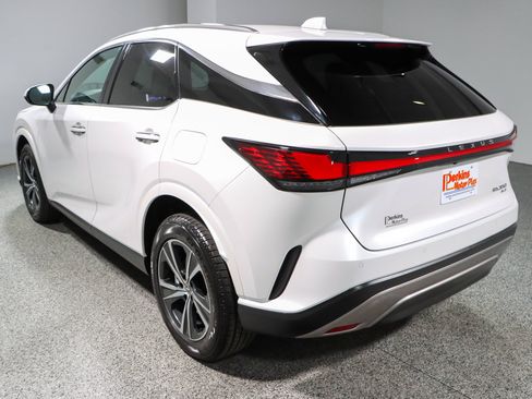Used 2023 Lexus RX 350 Premium w/ Cold Area Package AWD/4WD image 9