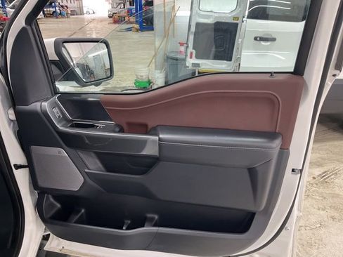 Used 2023 Ford F150 Lariat w/ Max Trailer Tow Package image 25