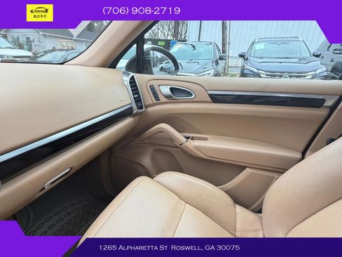 Used 2012 Porsche Cayenne image 20