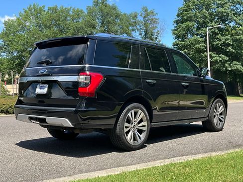 Used 2020 Ford Expedition Platinum AWD/4WD image 5