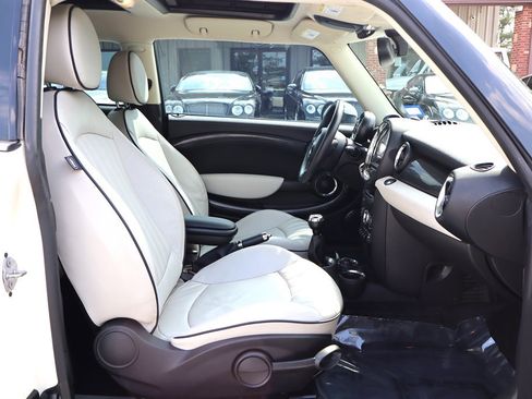 Used 2012 MINI Cooper Clubman S FWD image 13