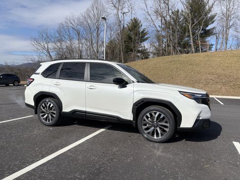 New 2026 Subaru Forester Touring w/ Touring Package image 7