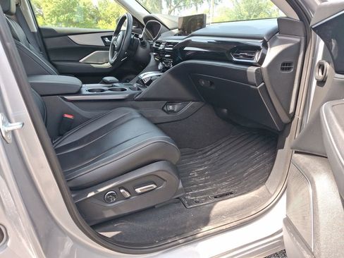 Used 2023 Acura MDX FWD w/ Technology Package image 9