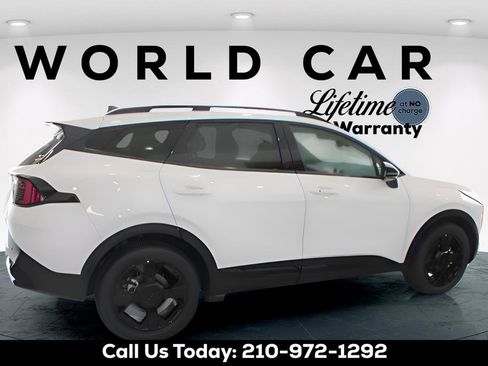 New 2026 Kia Sportage X-Line w/ X-Line Premium Package AWD/4WD image 8