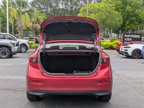 Used 2018 MAZDA MAZDA3 Touring FWD image 6