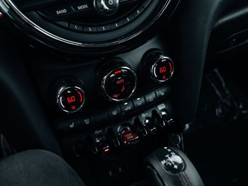 Used 2019 MINI Cooper John Cooper Works FWD image 34