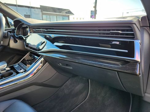 Used 2025 Audi Q7 3.0T Premium Plus image 14