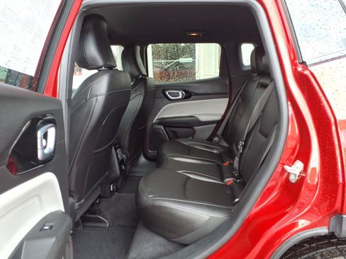 Used 2025 Jeep Compass Limited AWD/4WD image 10