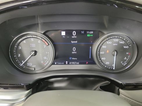 Certified 2023 Cadillac XT5 Premium Luxury w/ Technology Package FWD image 25