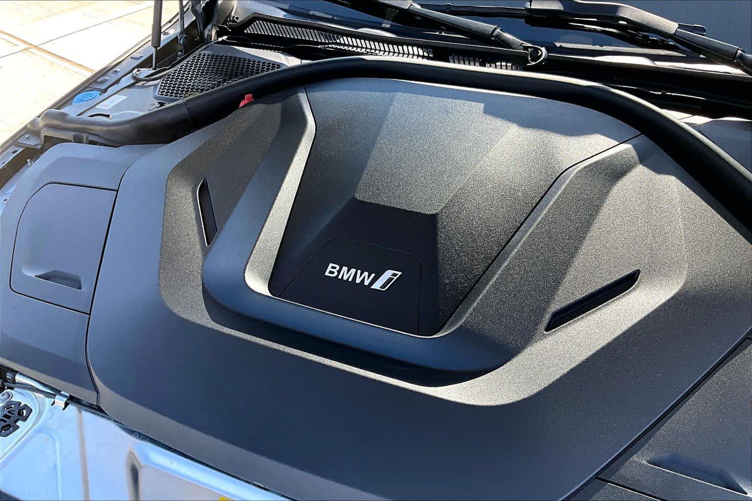 Used 2024 BMW i4 eDrive35 w/ Premium Package RWD image 31