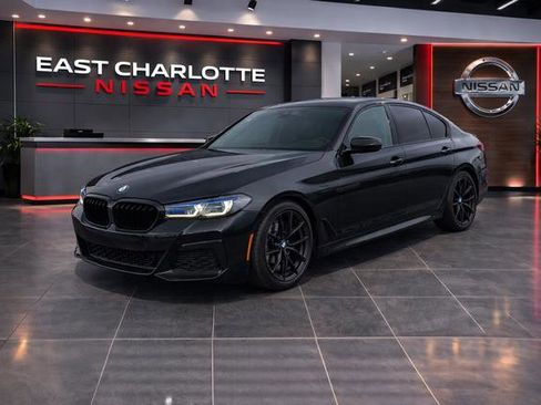 Used 2021 BMW 530i xDrive 530i xDrive w/ M Sport Package image 1