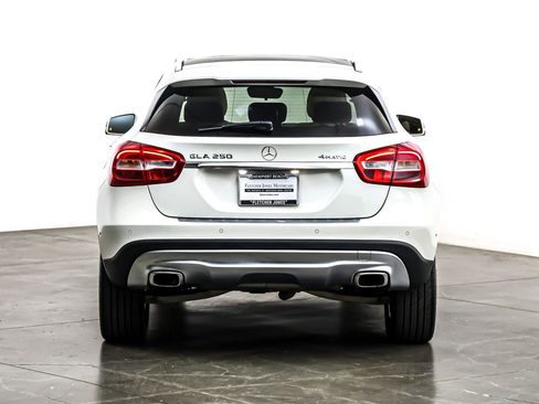 Used 2016 Mercedes-Benz GLA 250 4MATIC image 4