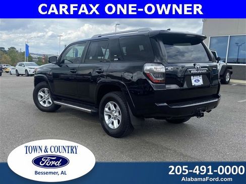 Used 2018 Toyota 4Runner SR5 image 5
