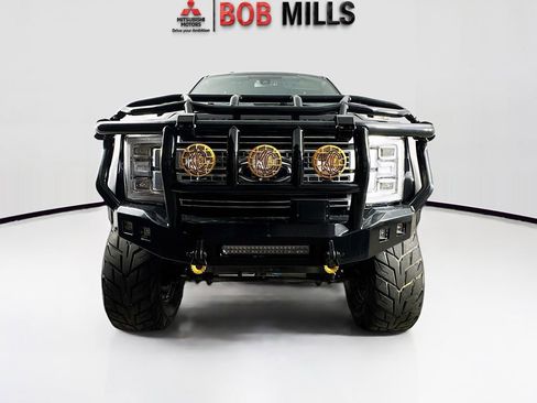 Used 2017 Ford F250 Platinum w/ Platinum Ultimate Package AWD/4WD image 2