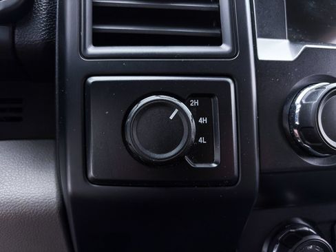 Used 2019 Ford F150 XL w/ Equipment Group 101A Mid AWD/4WD image 15