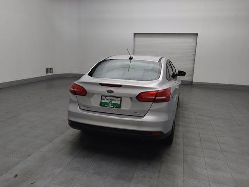Used 2016 Ford Focus SE image 7