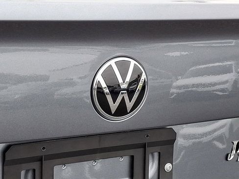 Certified 2024 Volkswagen Jetta S image 36