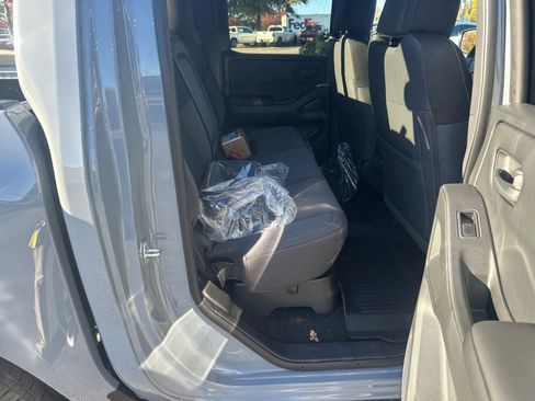 New 2026 Nissan Frontier SV w/ SV Convenience Package image 15